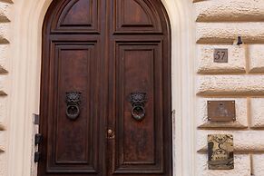 Cavour Luxury Rooms - LR Collection