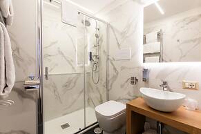 Cavour Luxury Rooms - LR Collection