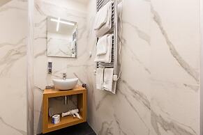 Cavour Luxury Rooms - LR Collection