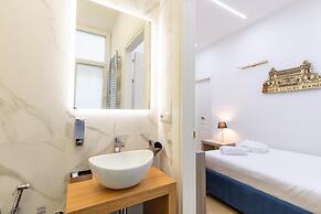 Cavour Luxury Rooms - LR Collection