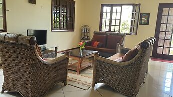 Secluded Luxury Villa With Pool, Views Privacy