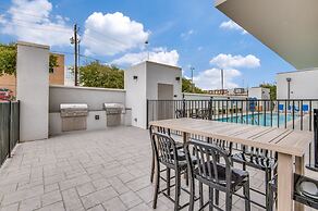 Home2 Suites by Hilton Dallas Medical District Lovefield