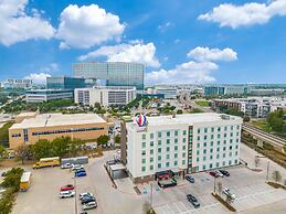 Home2 Suites by Hilton Dallas Medical District Lovefield