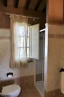 Residence con piscina a Monteverdi
