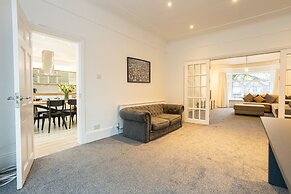 Pillo Rooms - 4BR House near Heaton Park