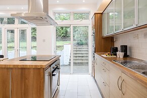 Pillo Rooms - 4BR House near Heaton Park