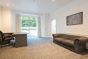 Pillo Rooms - 4BR House near Heaton Park