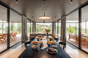 Villa V - Epoca Collection