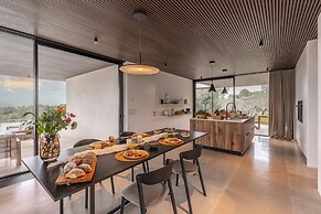 Villa V - Epoca Collection