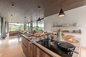 Villa V - Epoca Collection