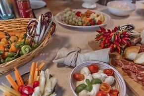 Villa V - Epoca Collection