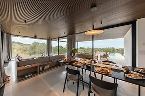 Villa V - Epoca Collection