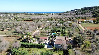 Villa Piana - Con Piscina ed Ampio Giardino Privato