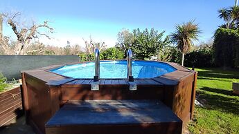 Villa Piana - Con Piscina ed Ampio Giardino Privato