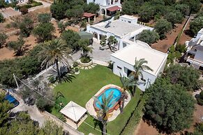 Villa Machri - Con Piscina Privata E Ampio Giardino Vicina Al Mare