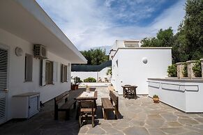 Villa Machri - Con Piscina Privata E Ampio Giardino Vicina Al Mare