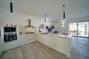 Villa Gargasole - Eleganza e Comfort con Piscina Privata