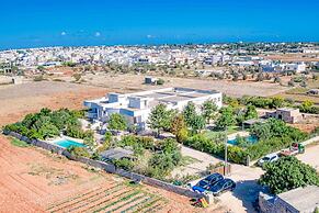 Residenza Arcangela - 4 Alloggi con 2 Piscine Private nel Salento - Fi