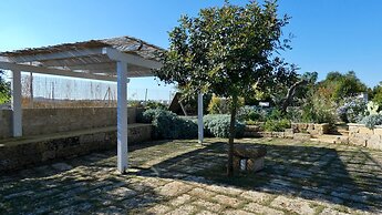 Residenza Arcangela - 4 Alloggi con 2 Piscine Private nel Salento - Fi