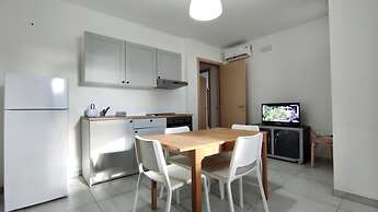 Residenza Arcangela - 4 Alloggi con 2 Piscine Private nel Salento - Fi