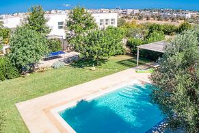 Residenza Arcangela - 4 Alloggi con 2 Piscine Private nel Salento - Fi