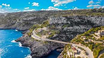 Villa Adria - Piscina Privata con Terrazza Vista Mare Circondata da Ul