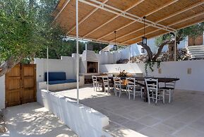 Villa Adria - Piscina Privata con Terrazza Vista Mare Circondata da Ul