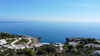 Villa Adria - Piscina Privata con Terrazza Vista Mare Circondata da Ul