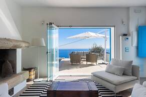 Villa Adria - Piscina Privata con Terrazza Vista Mare Circondata da Ul