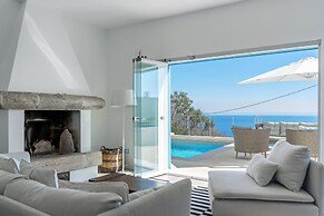 Villa Adria - Piscina Privata con Terrazza Vista Mare Circondata da Ul