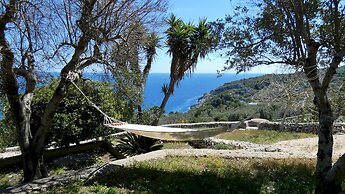Villa Resta - Ampio Giardino e Splendida Vista Mare Panoramica