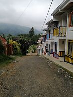 Café de Colores con balcon