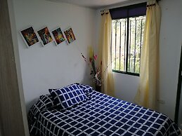 Café de Colores con balcon