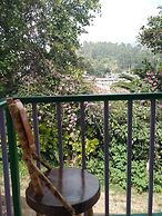 Café de Colores con balcon