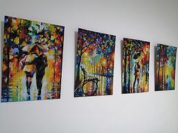 Café de Colores con balcon