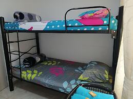 Café de Colores con balcon