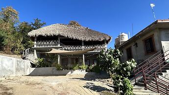 Casa Nayechee Hospedaje & Dive Center