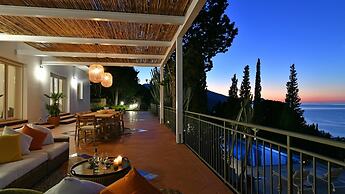 Villa Salone 8 Emma Villas