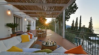 Villa Salone 8 Emma Villas