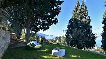 Villa Salone 8 Emma Villas