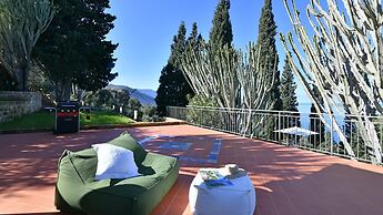 Villa Salone 8 Emma Villas