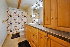 The Hideaway Hostel near Yellowstone