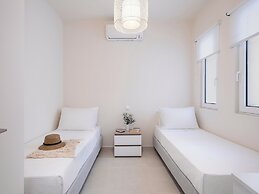 Resitour - Chania Aphrodite Beachfront