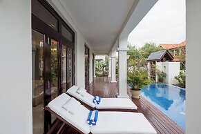 Luxury Pool Villas in Purama Villas