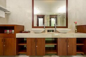 Luxury Pool Villas in Purama Villas