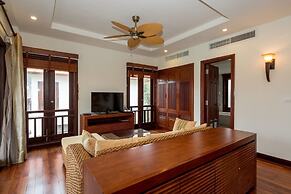 Luxury Pool Villas in Purama Villas