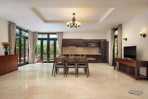 Luxury Pool Villas in Purama Villas