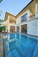 Luxury Pool Villas in Purama Villas