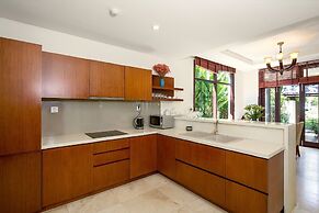 Luxury Pool Villas in Purama Villas