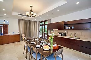 Luxury Pool Villas in Purama Villas
